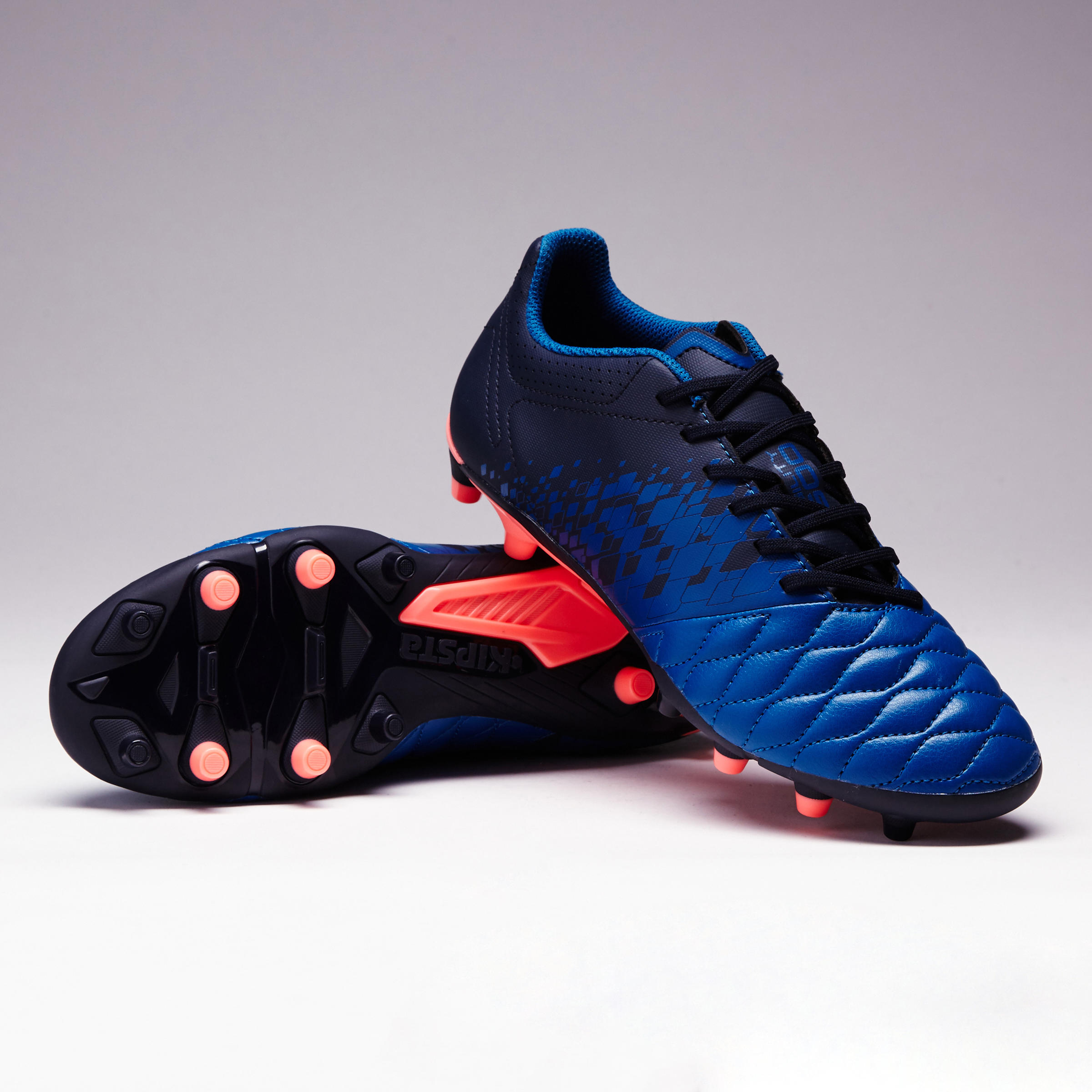 womans football boots