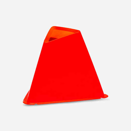 
      Futbolo treniruočių kūgių komplektas „Essential“, 15 cm, 6 vnt., oranžiniai
  