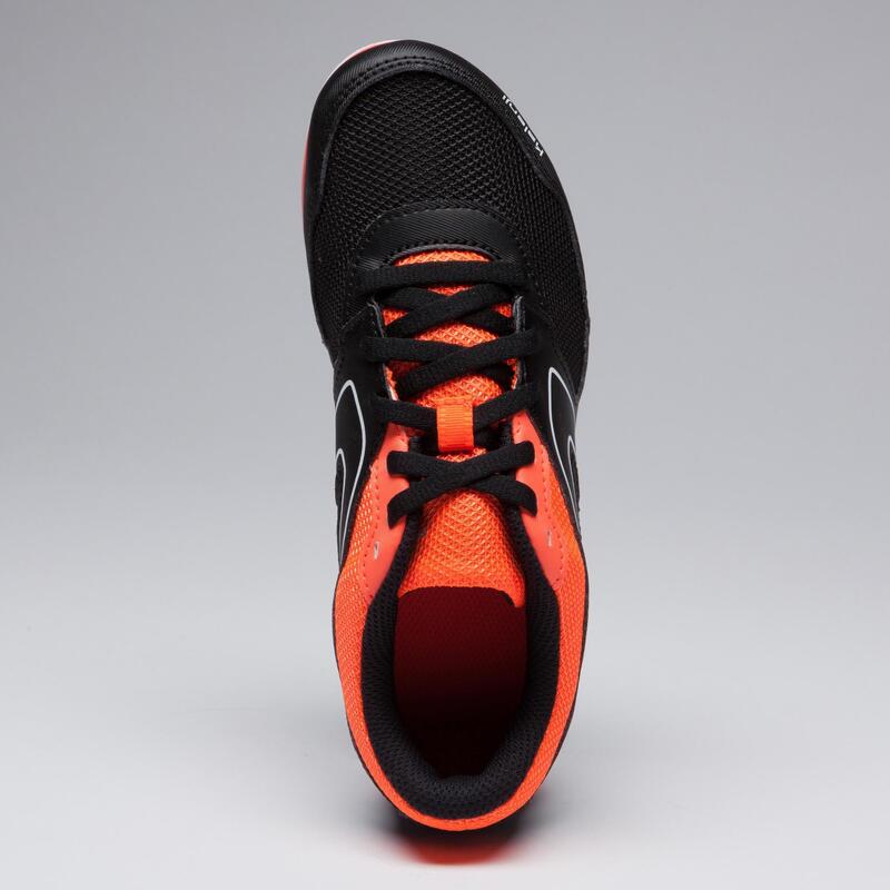 CHAUSSURES D'ATHLETISME A POINTES POLYVALENTES ENFANT ET ADULTE NOIRES ROUGES