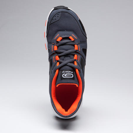 Кроссовки для бега и легкой атлетики детские черно-оранжевые KIPRUN GRIP