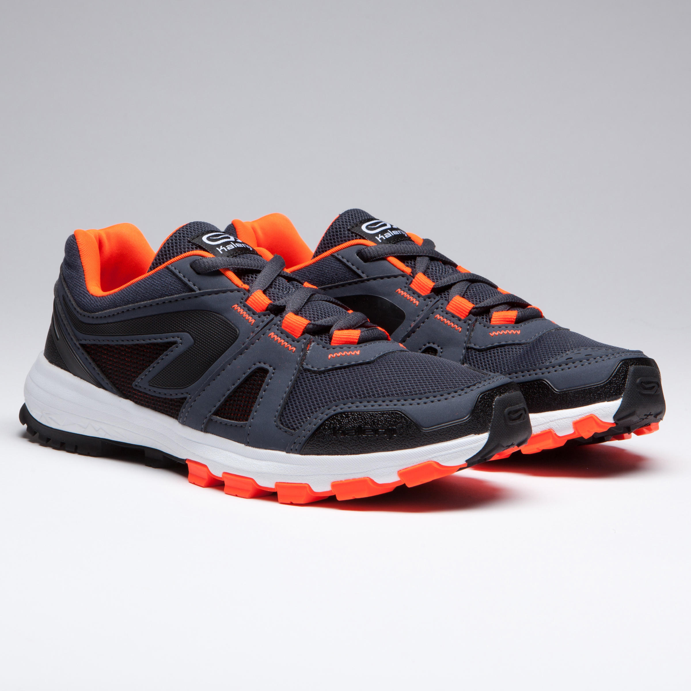 Decathlon kids store running shoes