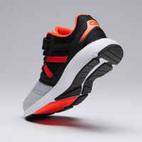 حذاء رياضي RUN SUPPORT بشريط لاصق للأطفال - أسود/رمادي - برتقالي/فلو