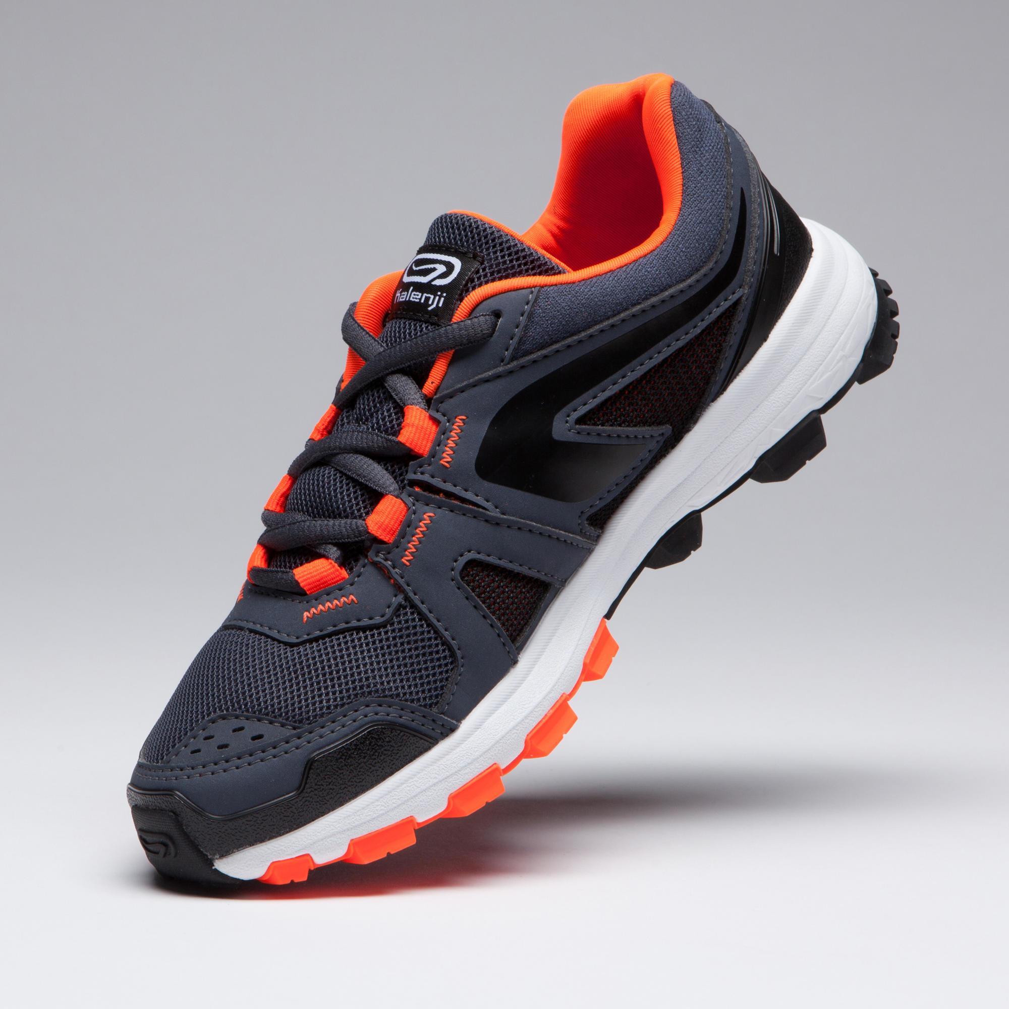 CHILDREN'S RUNNING &AMP; ATHLETICS SHOES KIPRUN GRIP GREY AND BLACK ORANGE FLUO