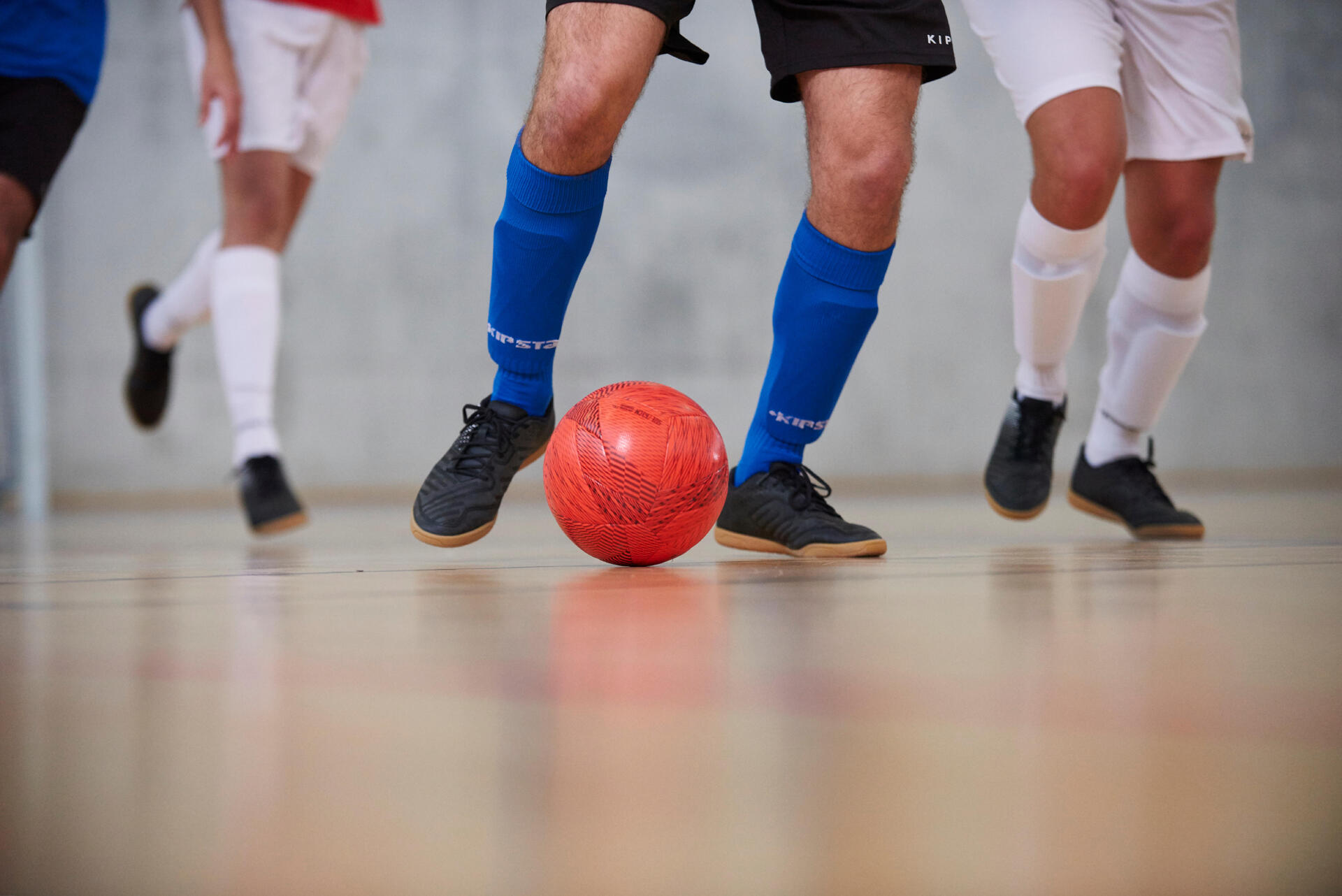 Tus zapatos de fútbol mejoran tu desempeño en la cancha