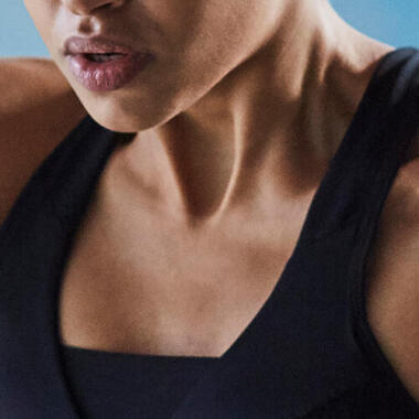 femme-fitness-brassières