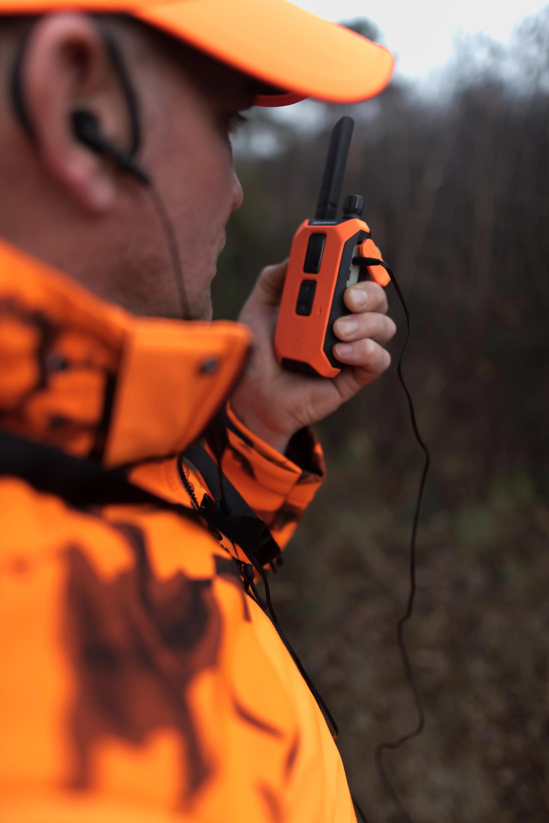talkie walkie communication 