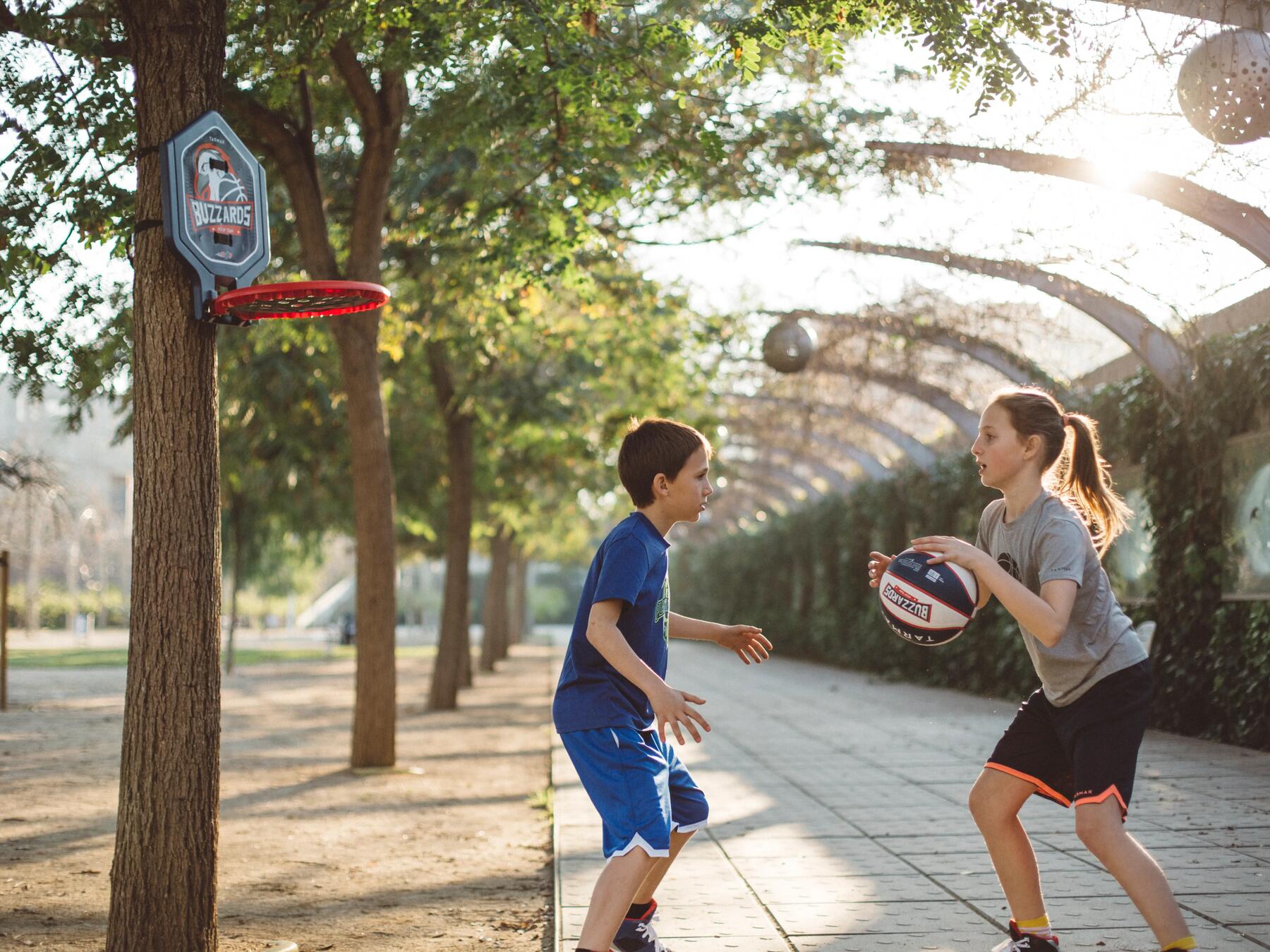 EVDE ÇOCUĞUNUZLA YAPABİLECEĞİNİZ SPORLAR