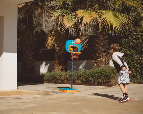 basketball-enfant-divertir-panier