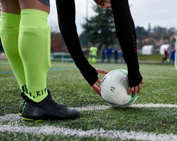 Quel cadeau à Noël pour un footballeur ou footballeuse Quel cadeau à Noël pour un footballeur ou footballeuse