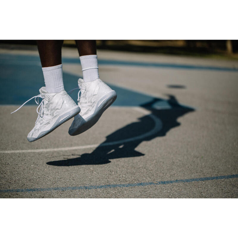 Unisex basketbalové boty Strong 500 bílé
