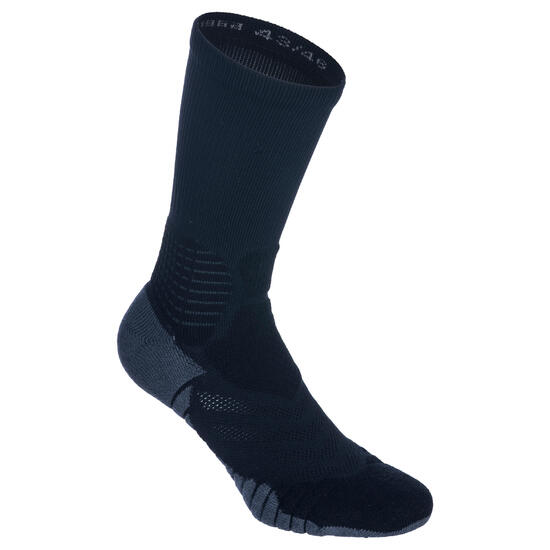 CHAUSSETTES DE BASKETBALL HOMME/FEMME SO900 MID NOIR GRIS