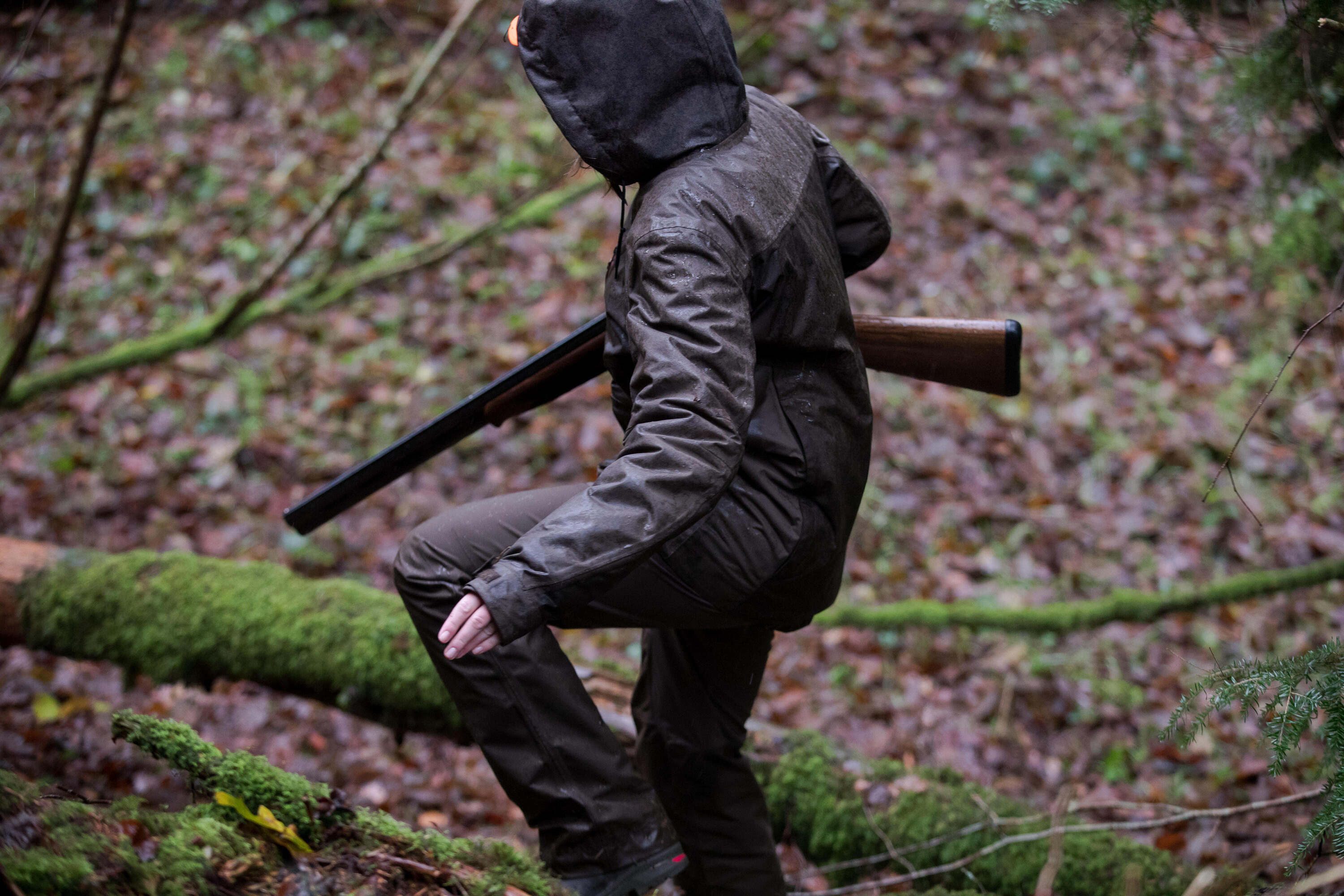 Jagdjacke 500 Damen wasserdicht strapazierfähig braun  15/17