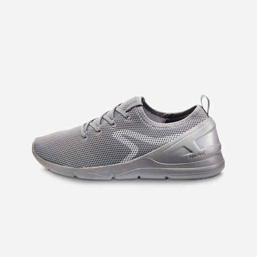 
      Chaussures marche urbaine homme PW 100 gris
  