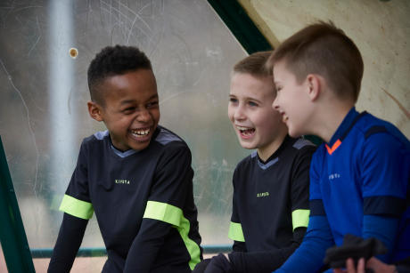 L'intérêt de jouer au football L'intérêt de jouer au football