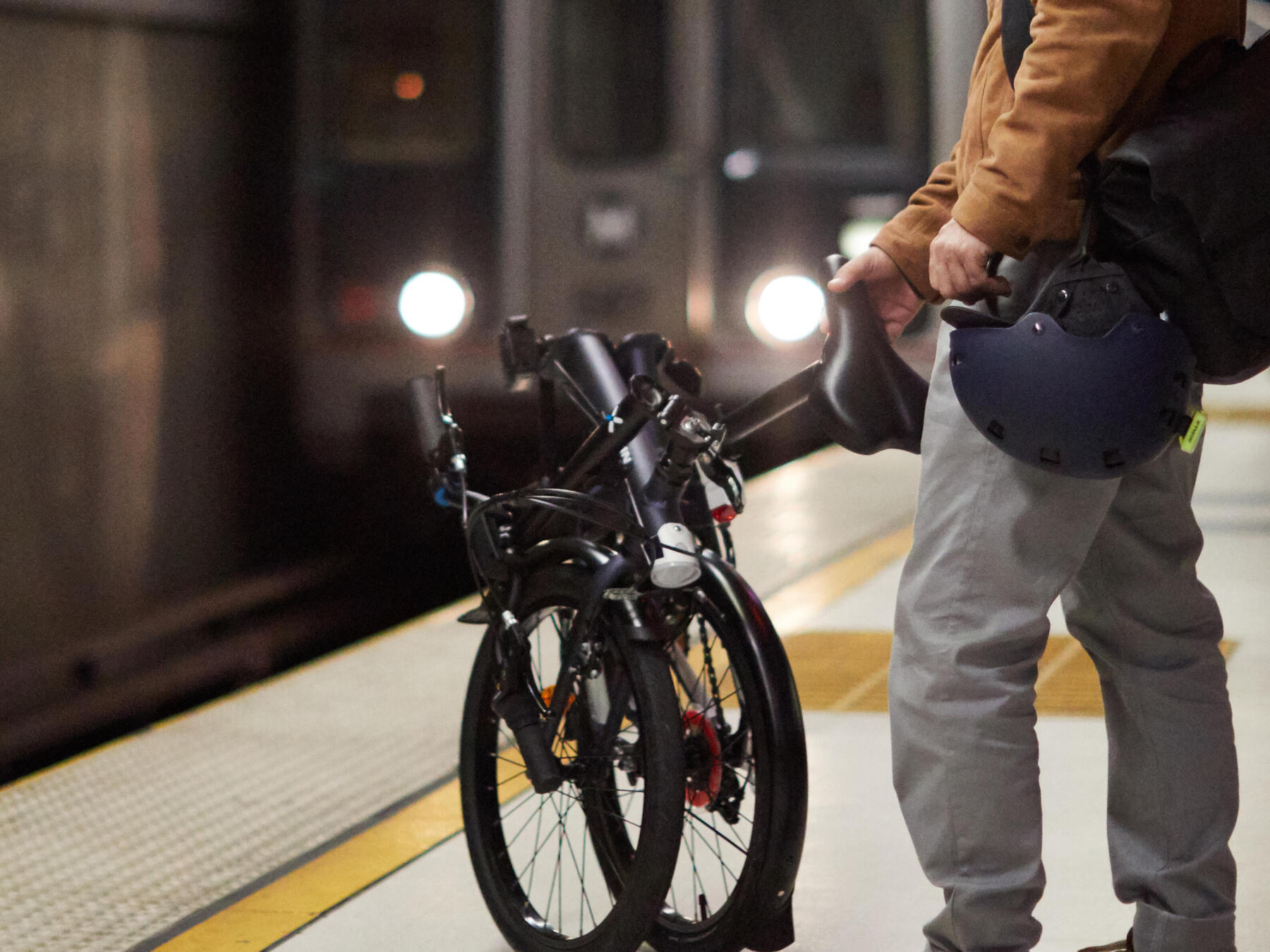 Valise cycliste et sac ou boîte de transport pour vélo - Mathieu