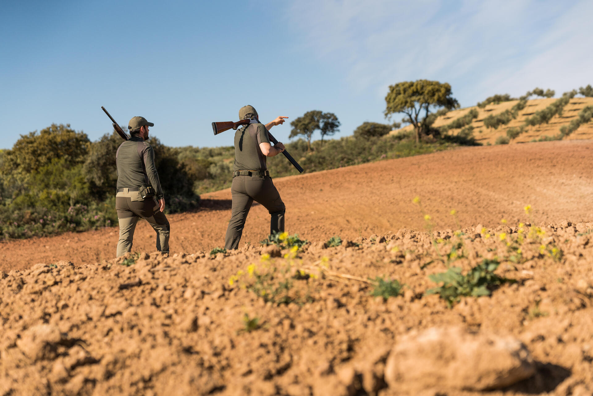 LE CHASSEUR DU PETIT GIBIER EN PLAINE SOLOGNAC