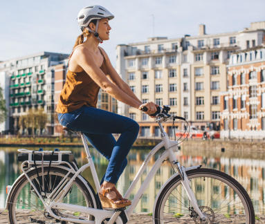 conseils-quel-vae-pour-quels-pratiques-femme-vélo-assistance-électrique-elops920 conseils-quel-vae-pour-quels-pratiques-femme-vélo-assistance-électrique-elops920