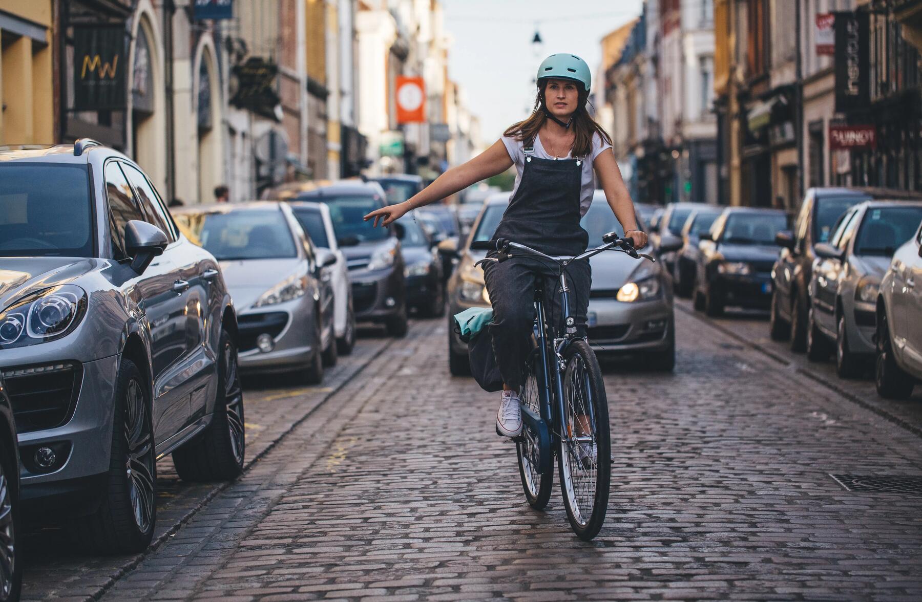 Débuter le vélo en ville : les 10 réflexes à adopter