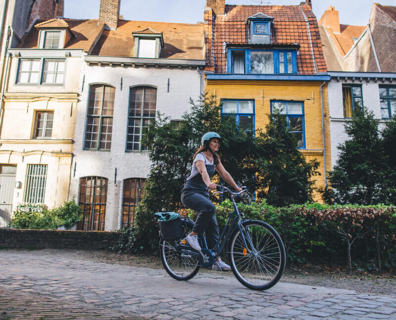 Vélo classique ou vélo à assistance électrique : pourquoi choisir ?
