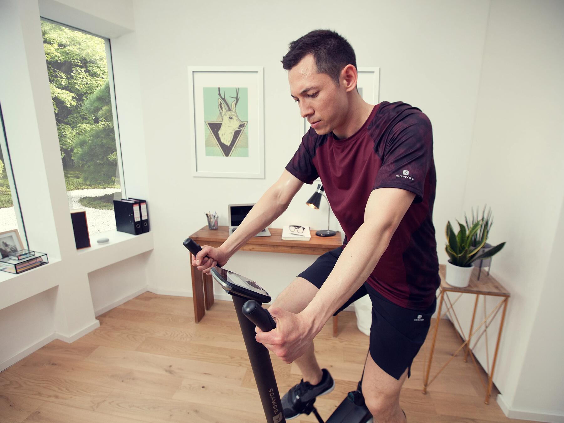 QUELS MUSCLES TRAVAILLEZ-VOUS AVEC UN VÉLO D'APPARTEMENT ?