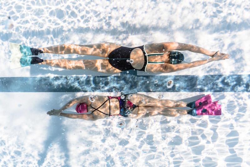 NATATION : TOP 5 DES EXERCICES AVEC PALMES