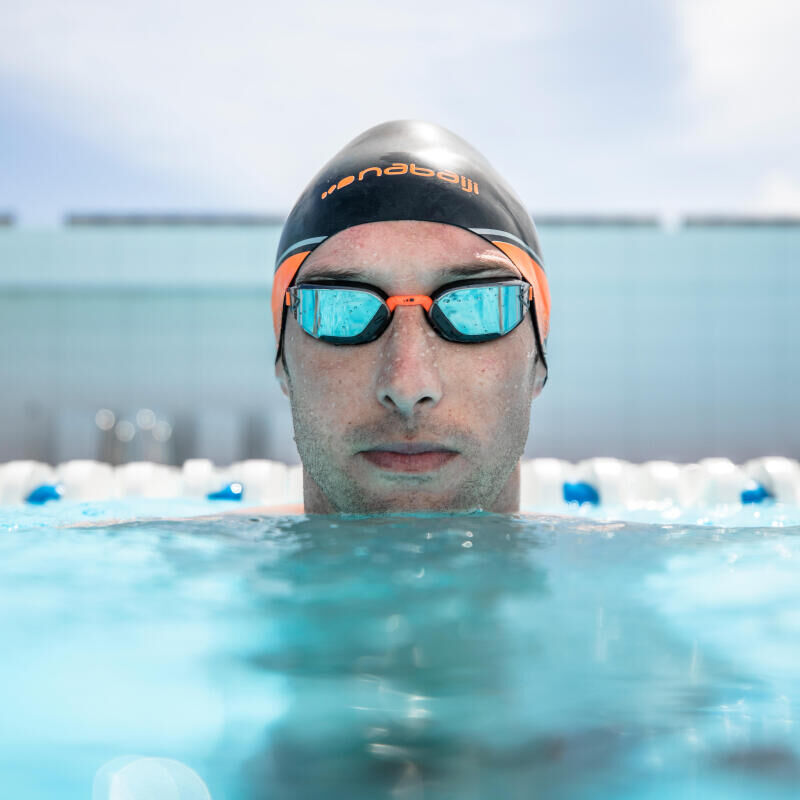 How to Choose Swimming Goggles with Degree?
