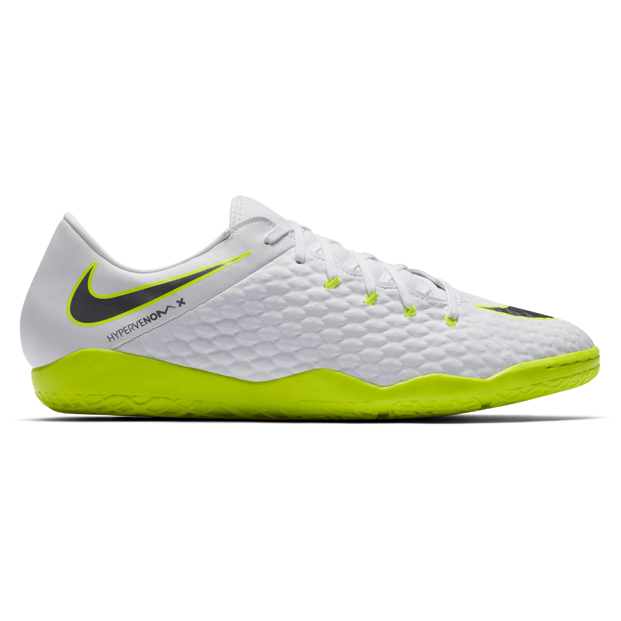 decathlon futsal shoes