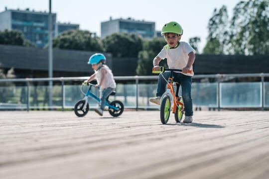兒童自行車｜孩子探索世界的開始：如何選擇滑步車？