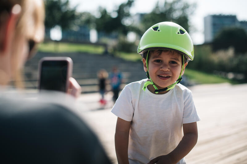 Maintaining a kids' bike helmet