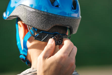 Детский велосипедный шлем 500 