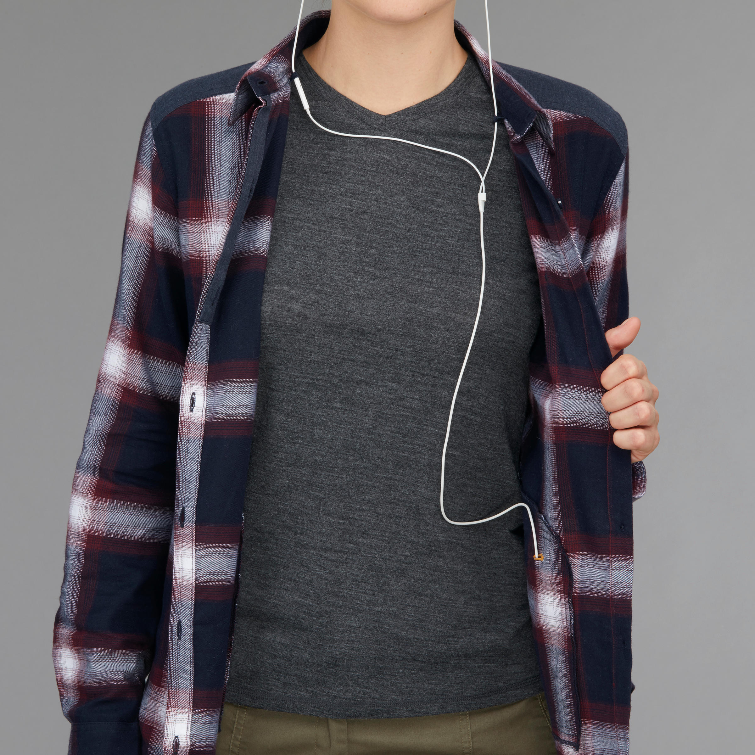 Veste sur chemise longue à carreaux femme musulmane