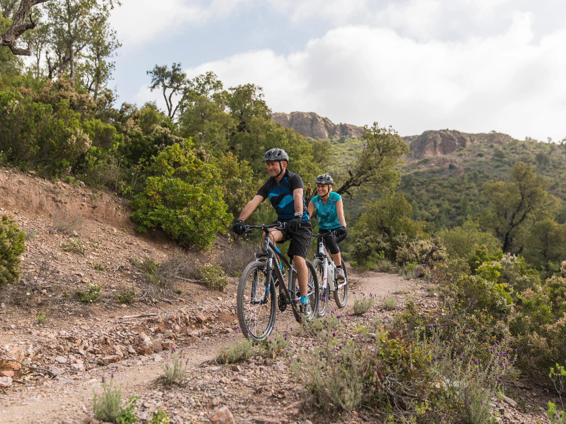 Que mettre sous un cuissard de vélo ?