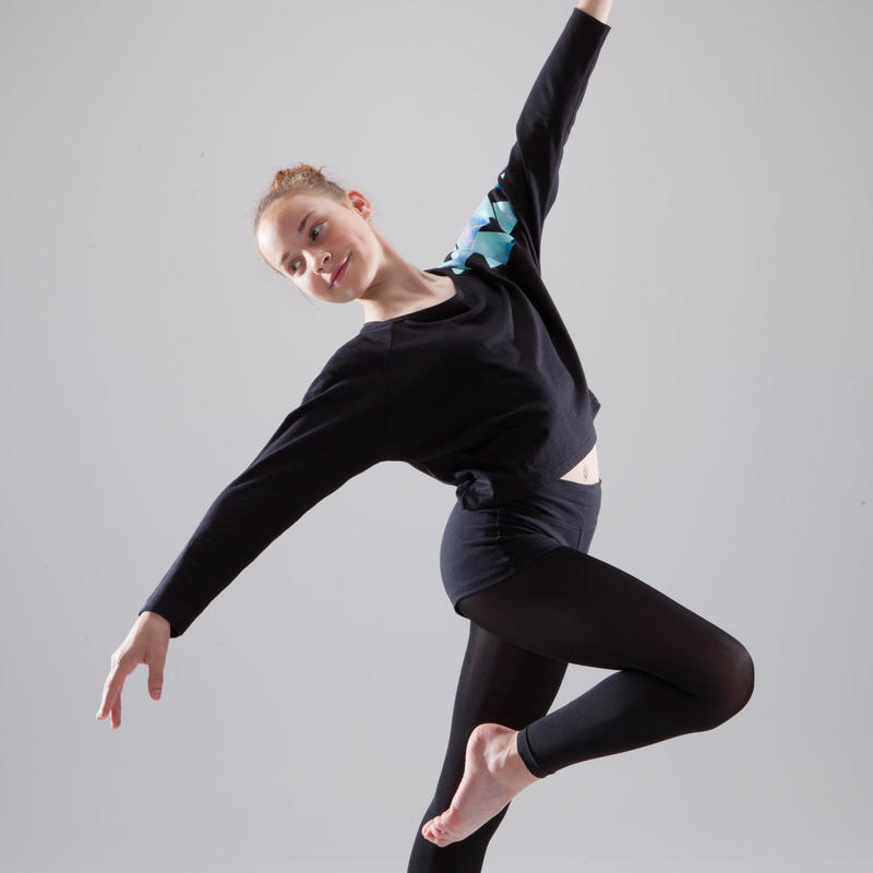 T-shirt manches longues de danse, court et ample, fille noir. T-shirt manches longues de danse, court et ample, fille noir.
