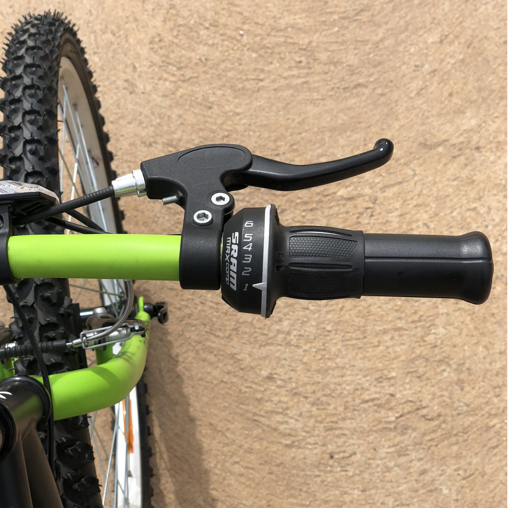 btwin rockrider 300 review