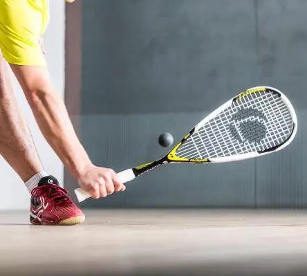 Comment choisir une raquette de squash ?