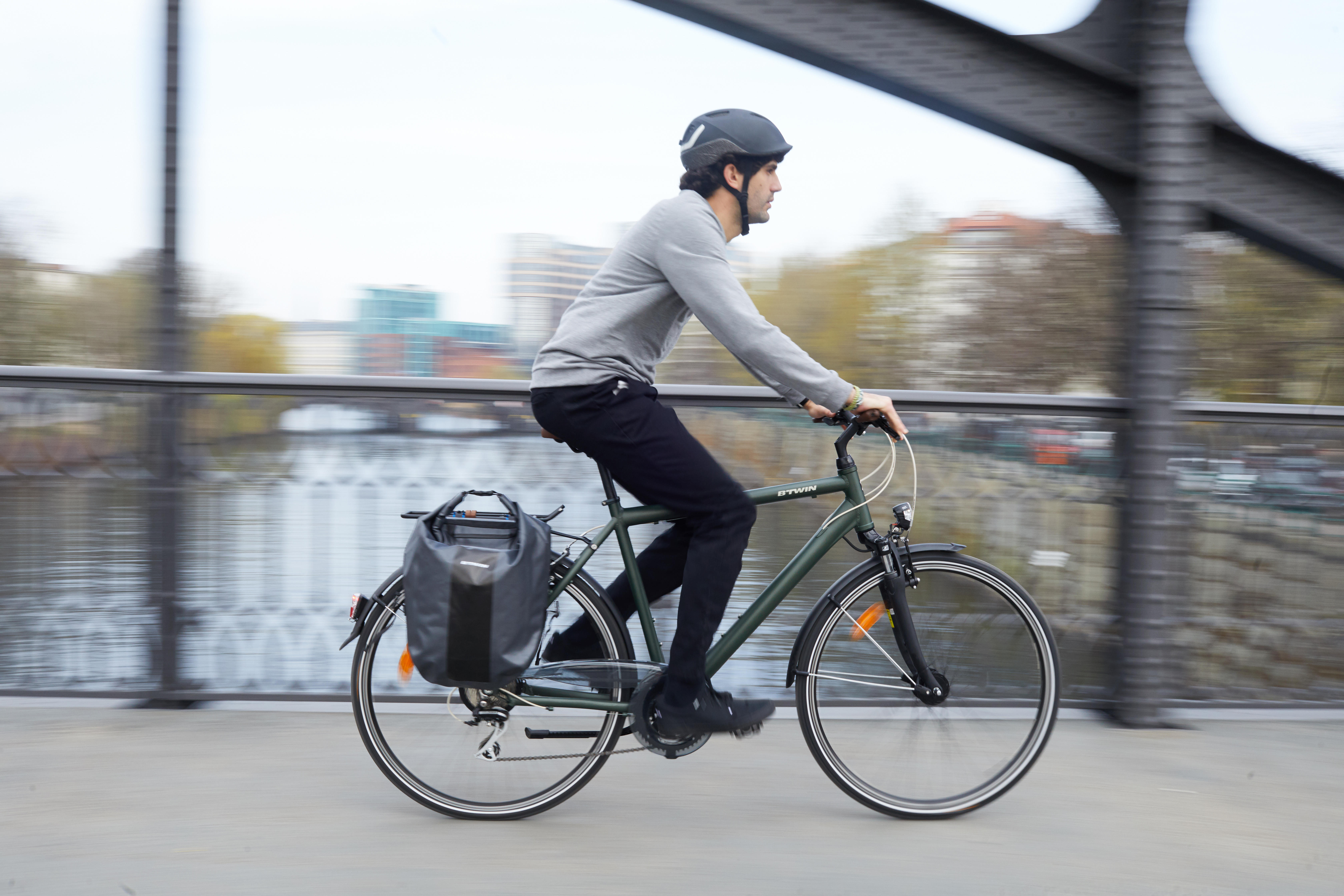 Hoprider 500 city bike Dusty green Linen Elops Decathlon