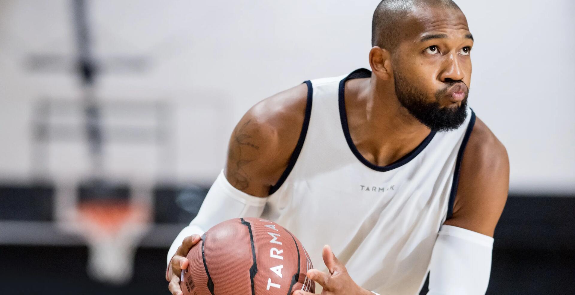 terug beginnen basketballen meisje