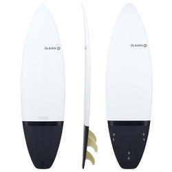 Planche de surf rigide 6' shortboard 900 . Livrée avec 3 ailerons .