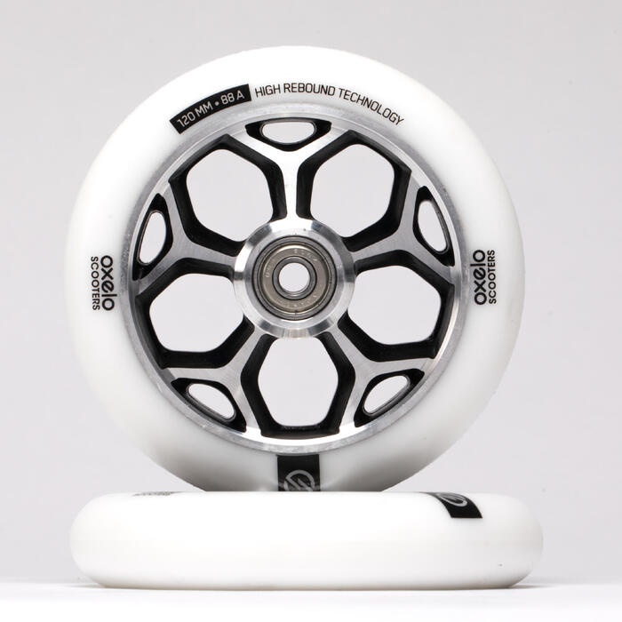 Roue trottinette freestyle core alu gris PU noir 120mm Roue trottinette freestyle core alu gris PU noir 120mm
