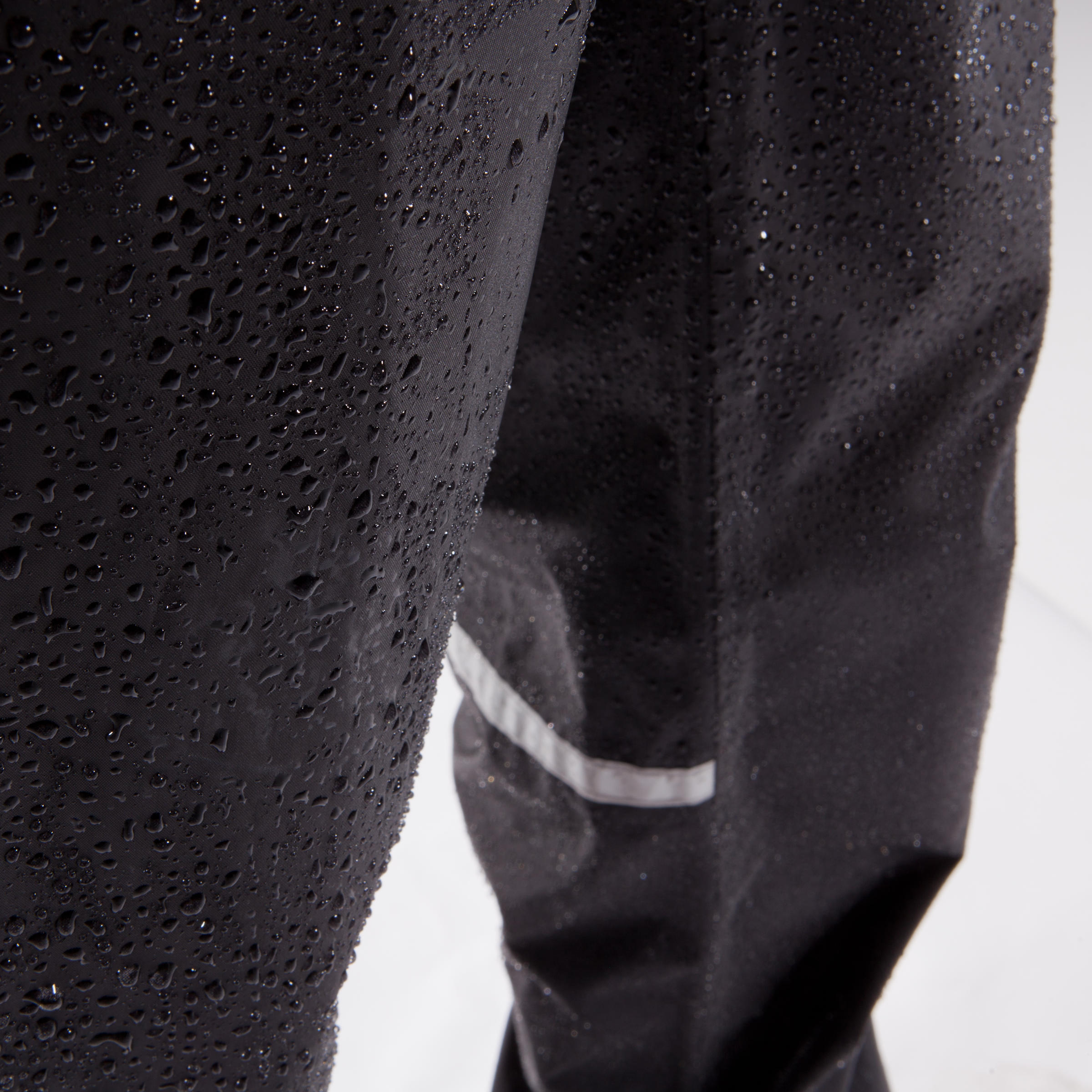 SURPANTALON PLUIE VELO VILLE 100 NOIR BTWIN | Decathlon