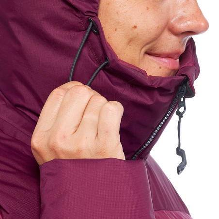 Жіночий пуховик TREK 900 для гірського трекінгу – фіолетовий