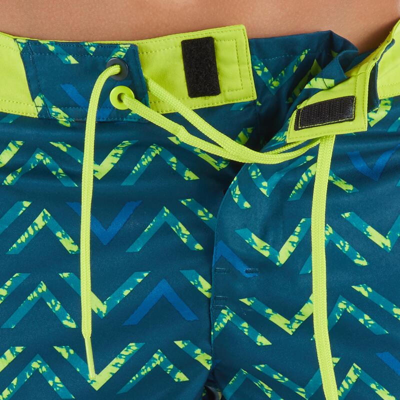 Kurze Boardshorts Surfen 500 Tropy Kinder grün mit Print OLAIAN DECATHLON