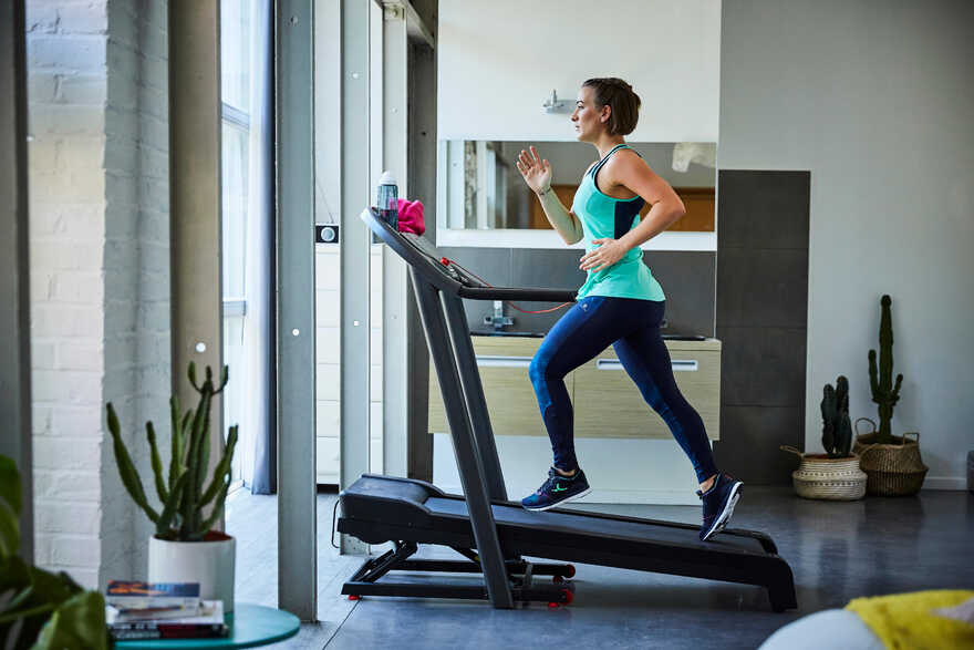 Sklopiva traka za trčanje 13 km/h T520B.