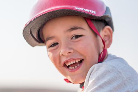 btwin_conseils-enfants-comment-entretenir-un-casque-velo-enfant-2 btwin_conseils-enfants-comment-entretenir-un-casque-velo-enfant-2