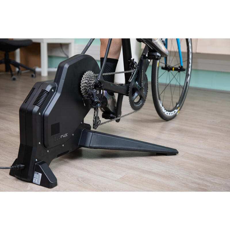 REACONDICIONADO: RODILLO ENTRENAMIENTO INTERACTIVO TACX FLUX DIRECT DRIVE 1500W