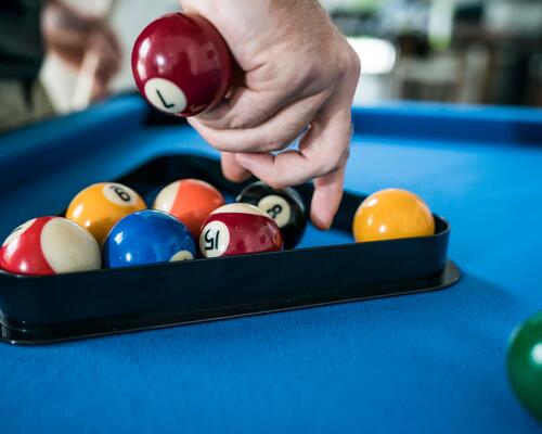 comment bien casser au billard - bille rouge