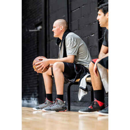 حذاء Shield 500 للمتمرسين للعب كرة السلة -لون أحمر/ أسود