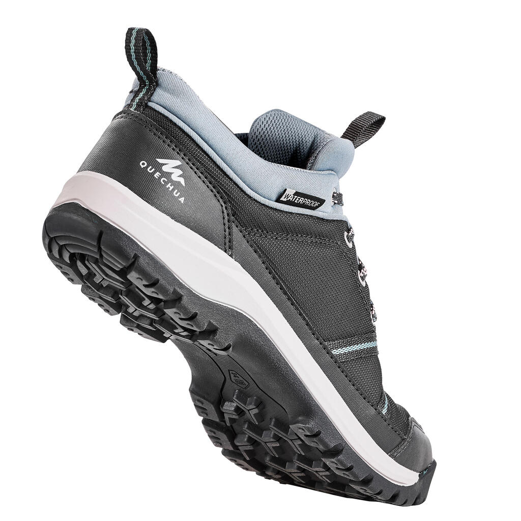 Women's waterproof walking shoes - NH150 - Grey