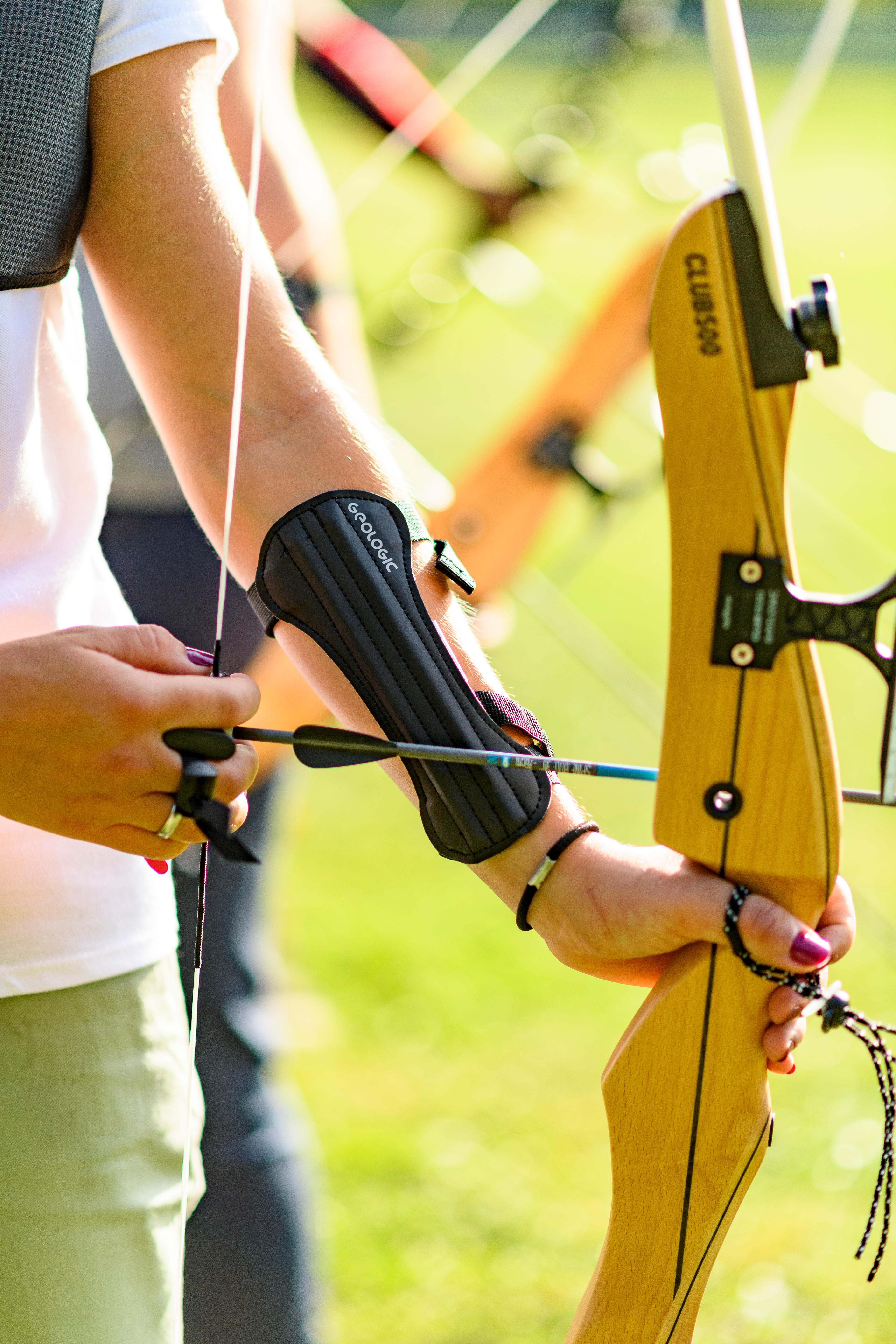 Right Handed Archery Bow - Club 500 - GEOLOGIC