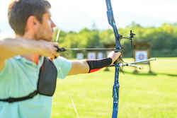 Long Archery Armguard Club 700 - Red/Black